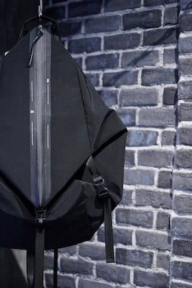 NILøS 19S/S [ MAGNETIC FOLDING BACKPACK ]