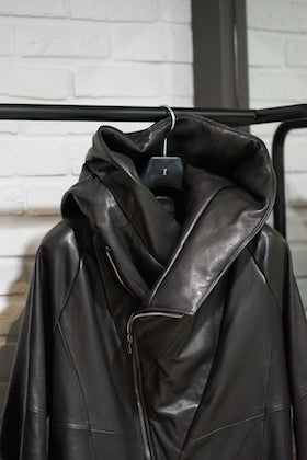 JULIUS [ Seamed Hooded Jacket ] Image Photograph!!!