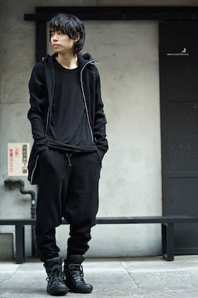 LEON LOUIS [ Mask Sweat ] styling.