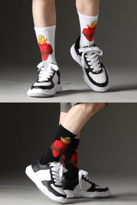 ©SAINT M×××××× 2023-24AW Heart Socks 2 colors styling