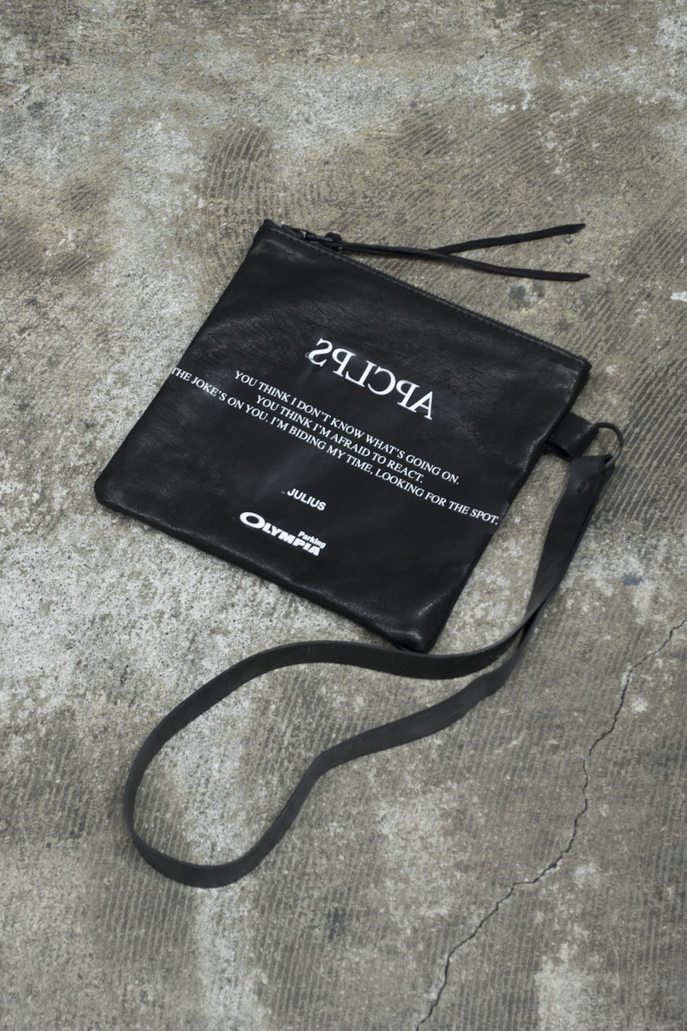 Apclps Pouch - JULIUS