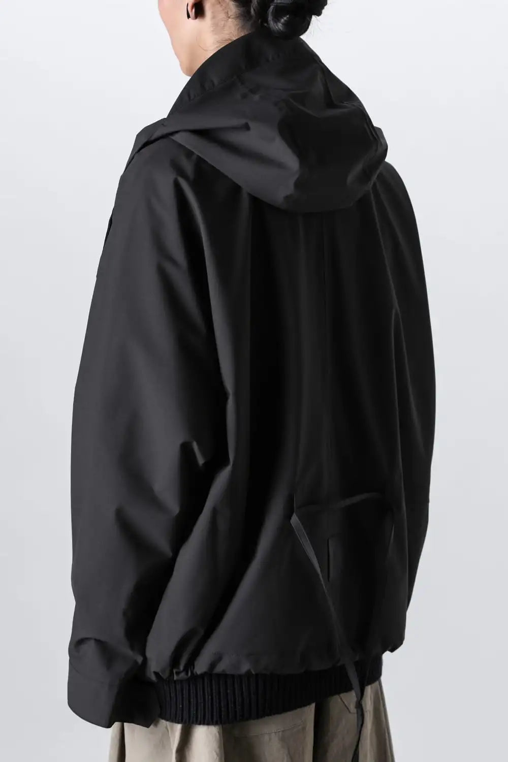 Harmattan Unisex Cropped Black