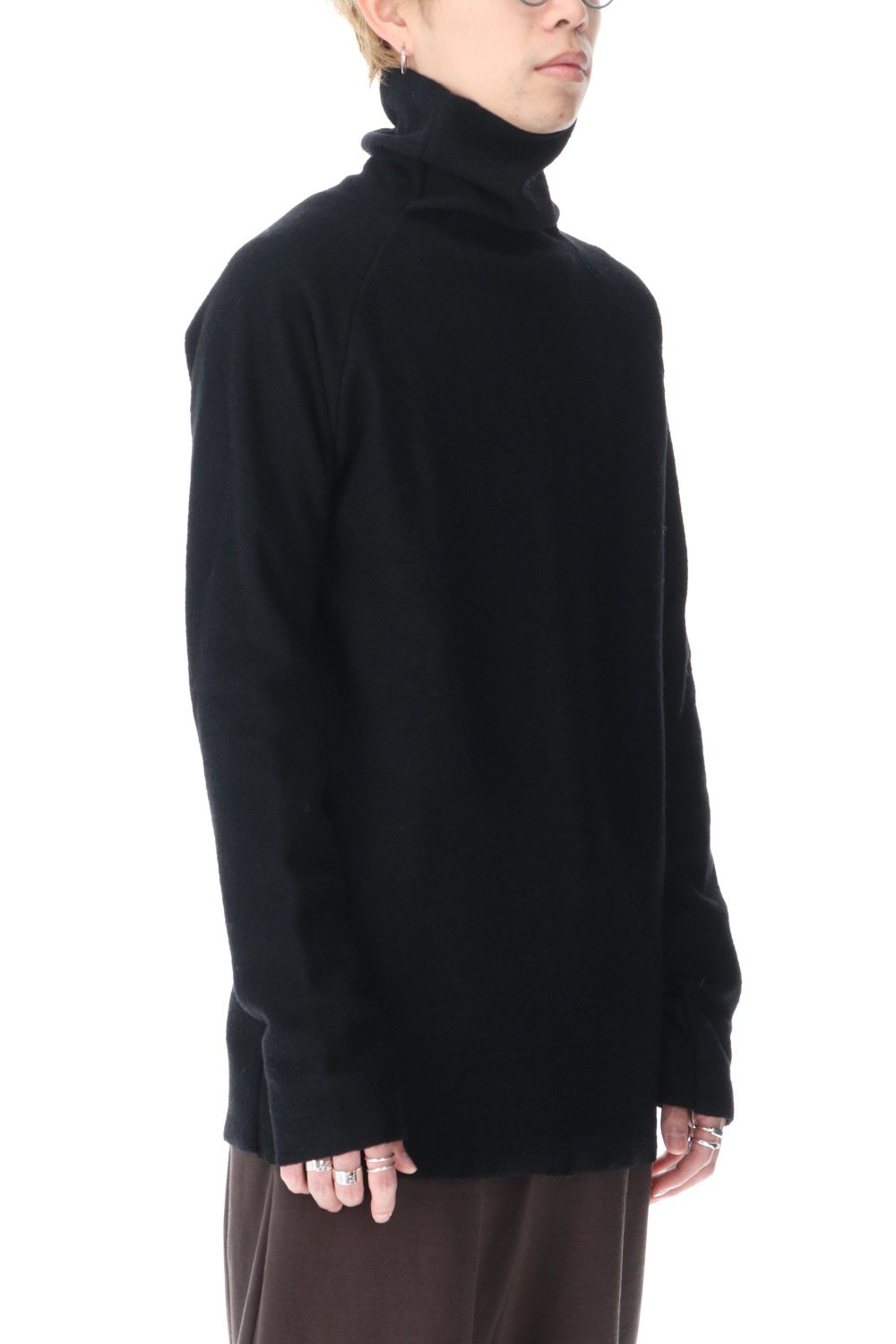 Boucle Bottle Neck Knit Black