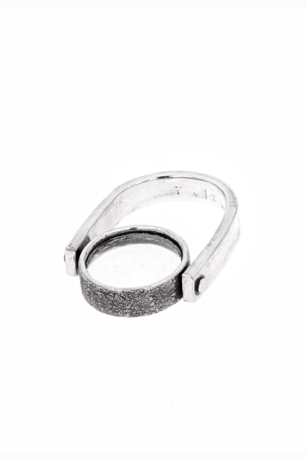 Rupe Ring  - io-01-152 - B Stone