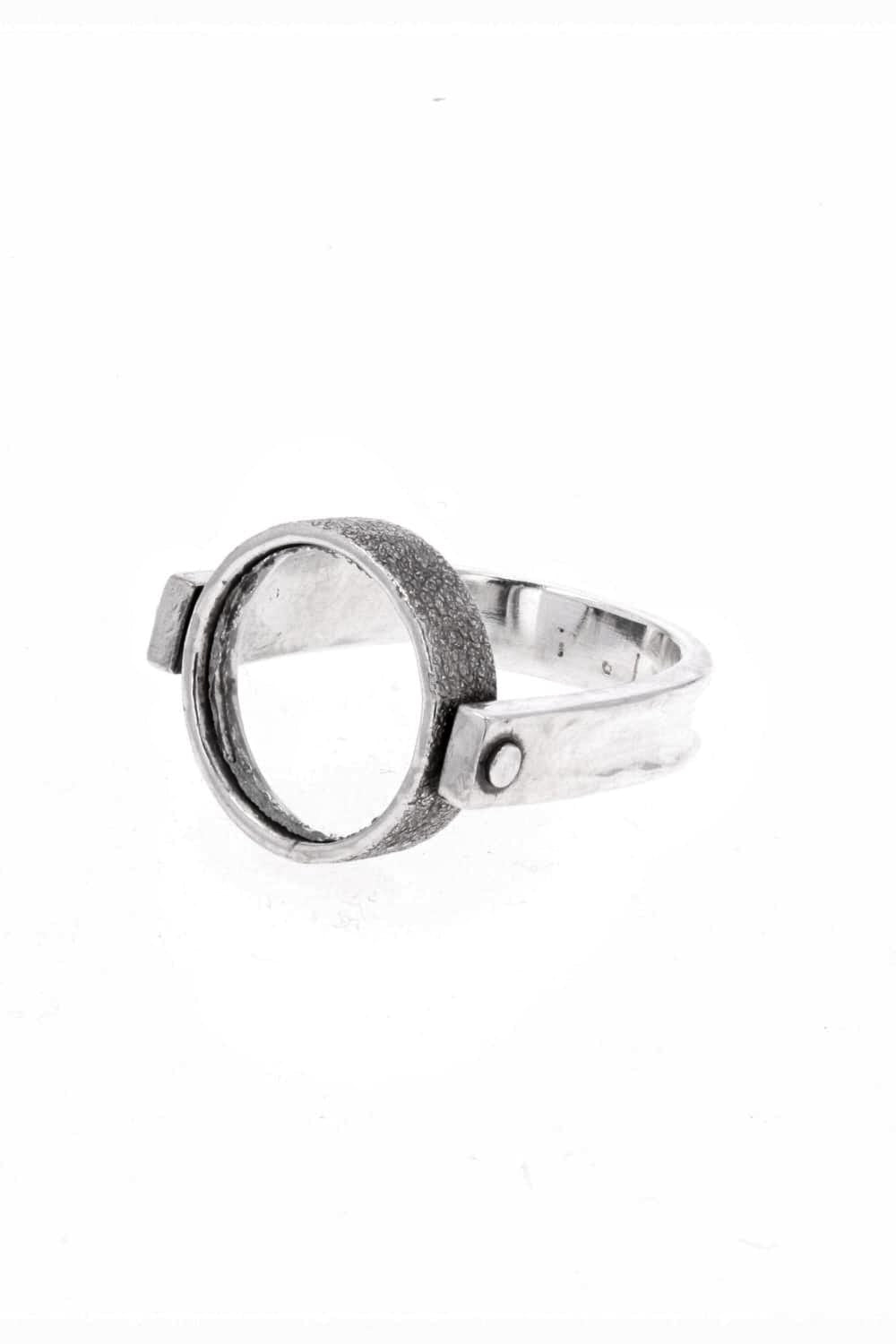 Rupe Ring  - io-01-152 - B Stone