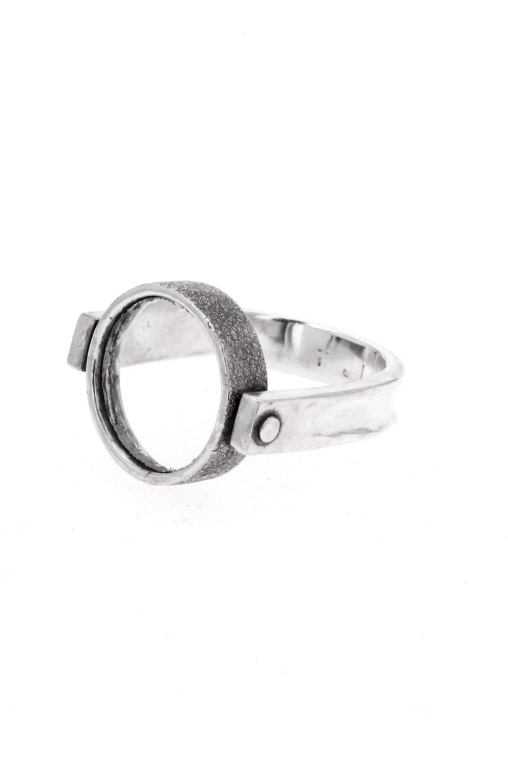 Rupe Ring  - io-01-152 - B Stone