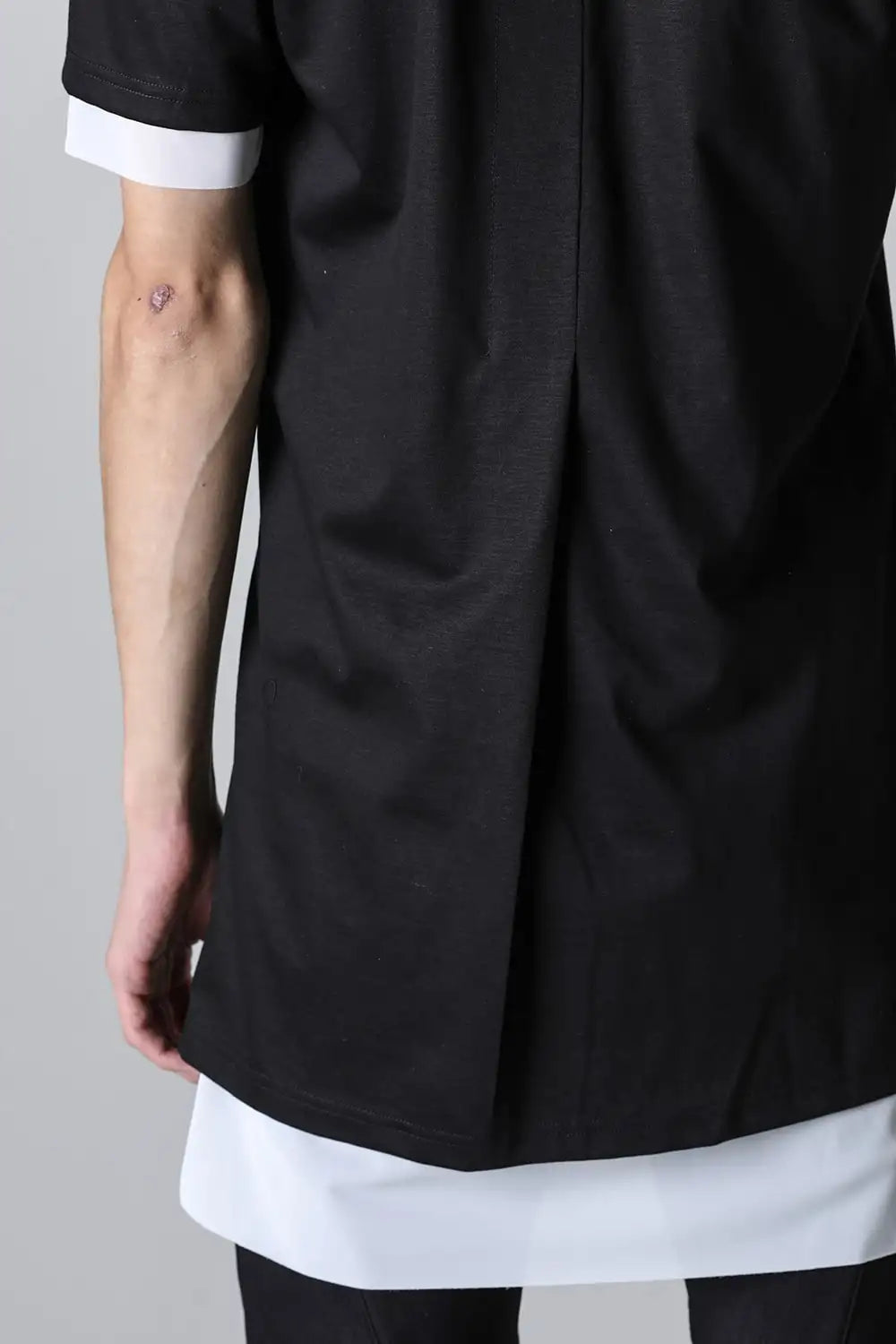 Layerd T-Shirt Black × White