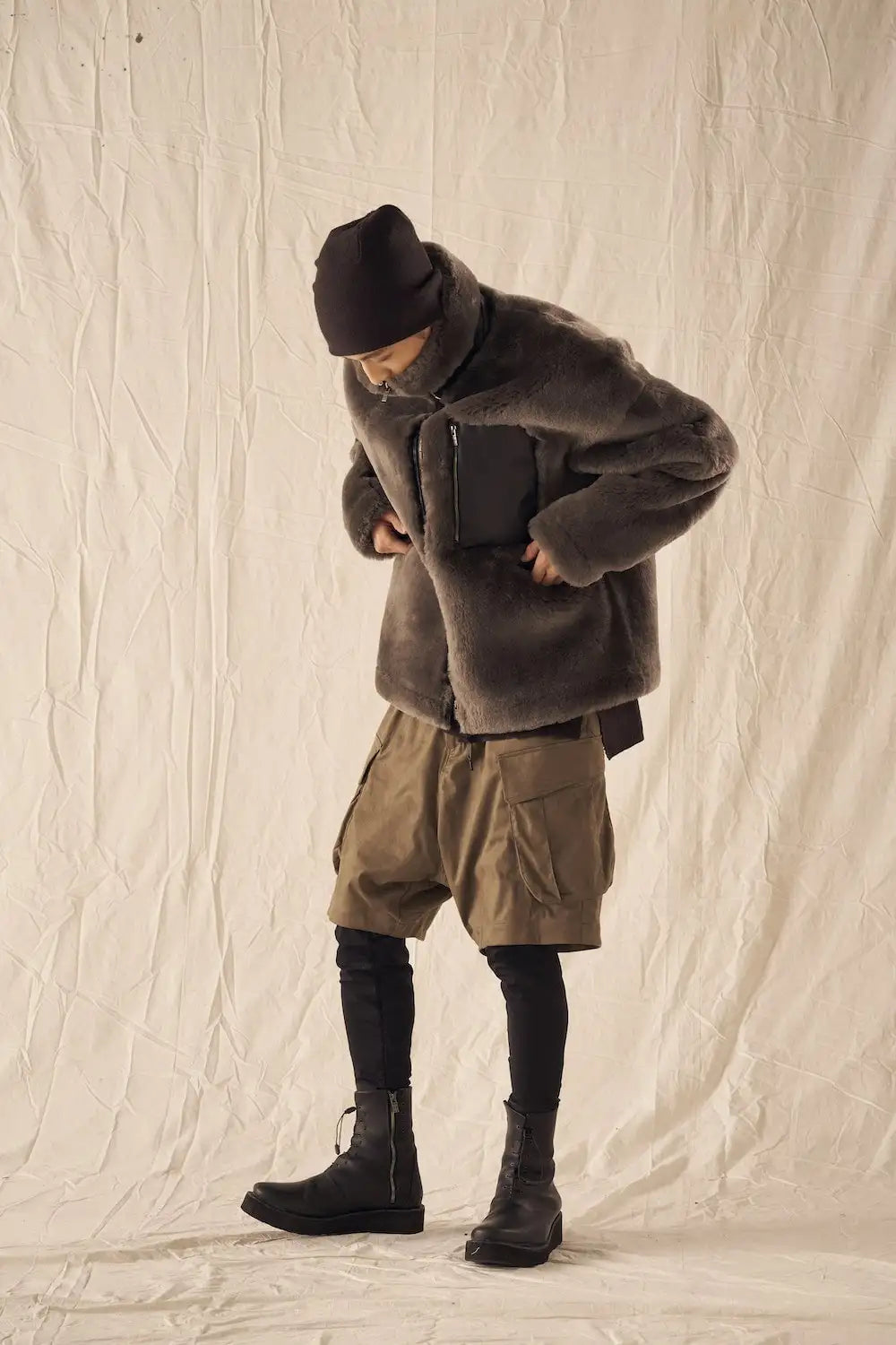 FASCINATE_THE R Limited Mouton Jacket Gray