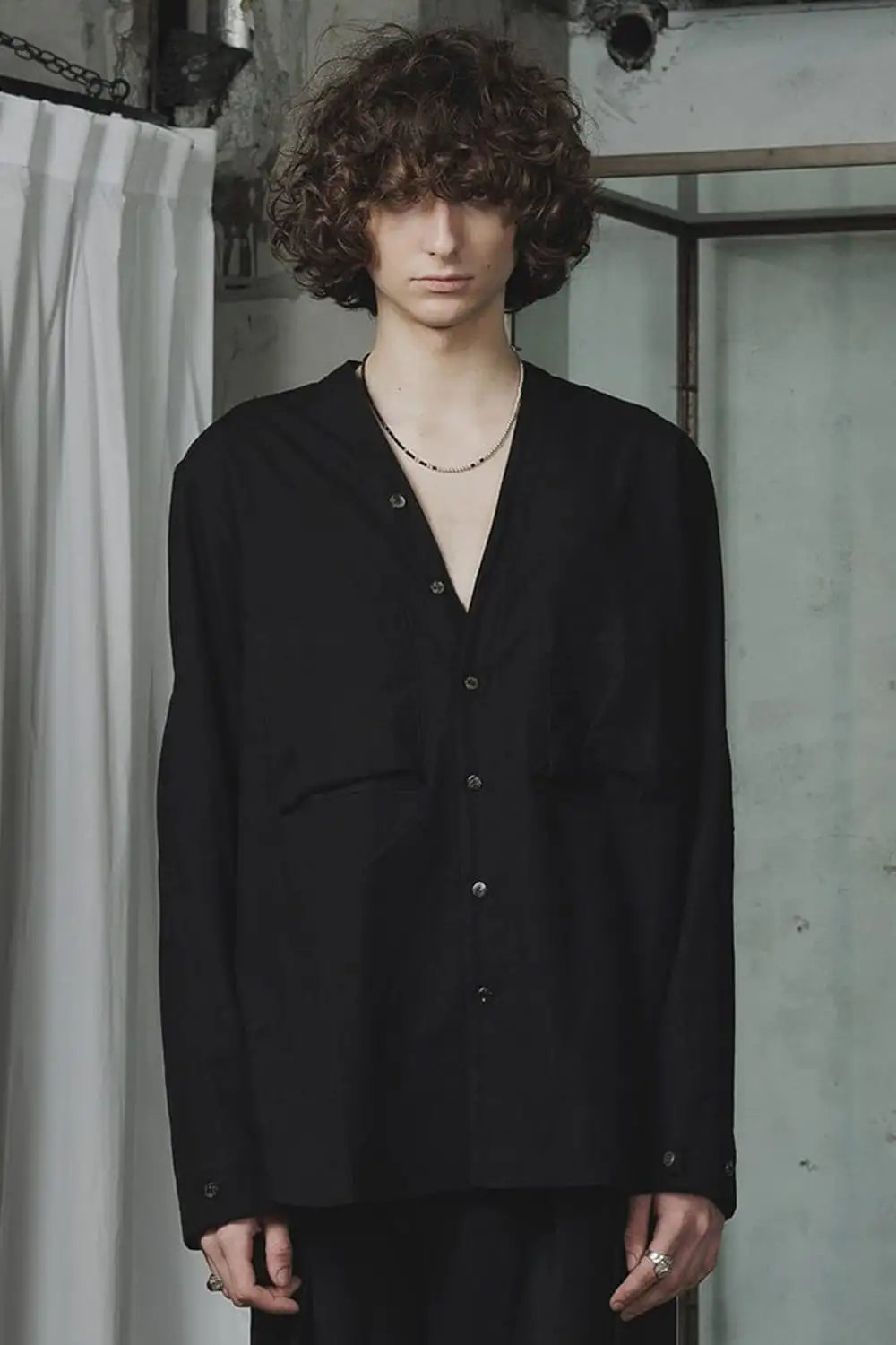 Cotton/Linen V Shirt  Black