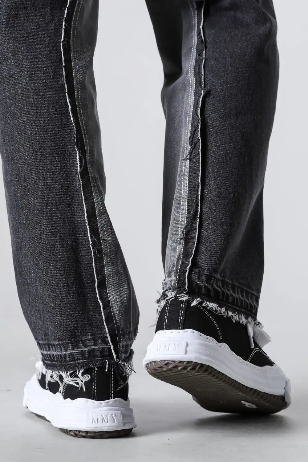 HANK Original sole Toe cap sneaker LOW canvas Black