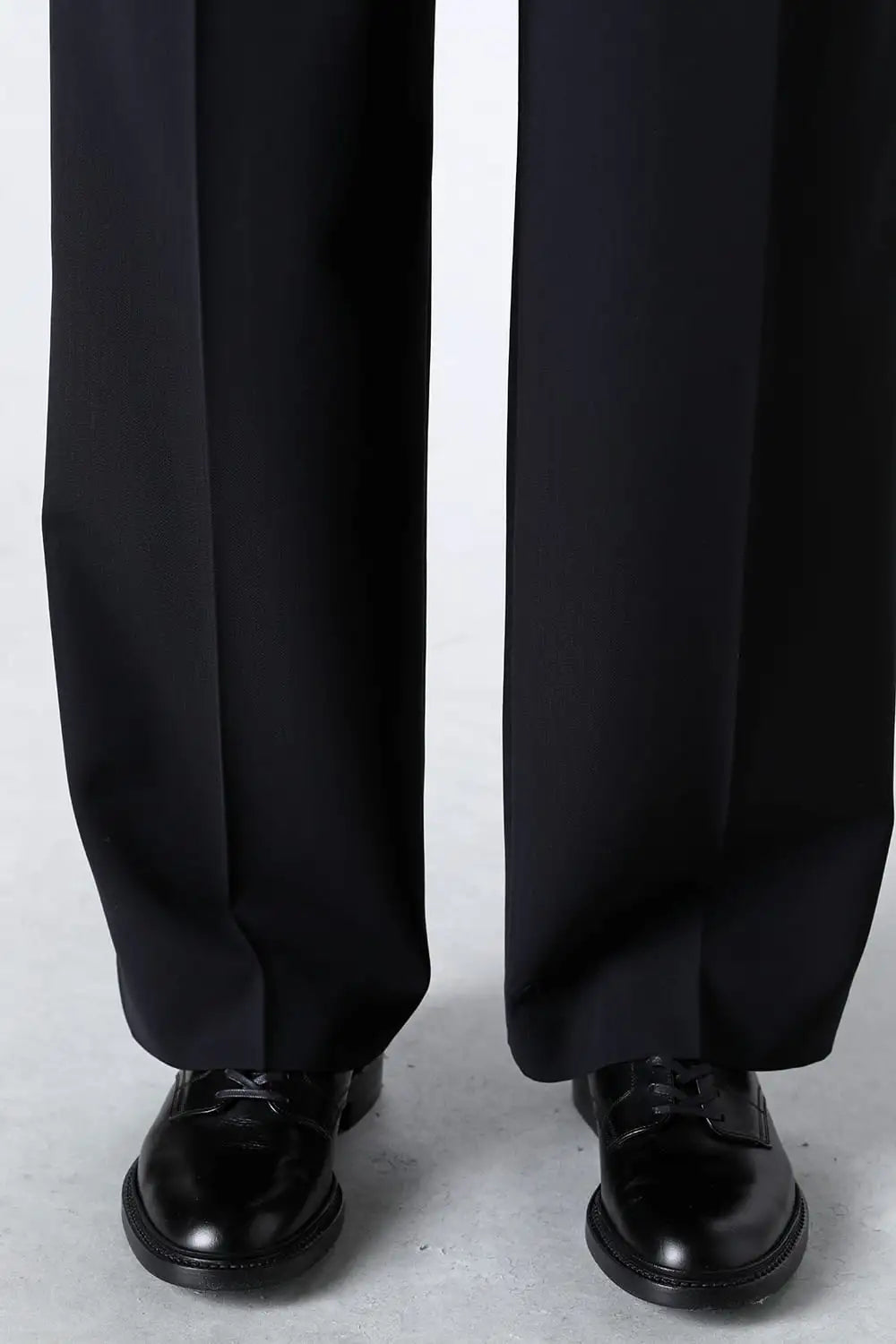 Two Tucks Wide Trousers Dark Navy