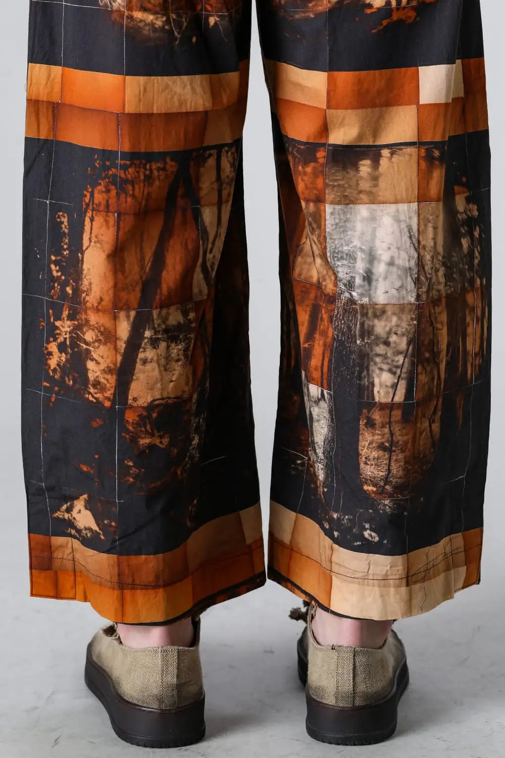 レギュラーストレートラフトラウザーズ