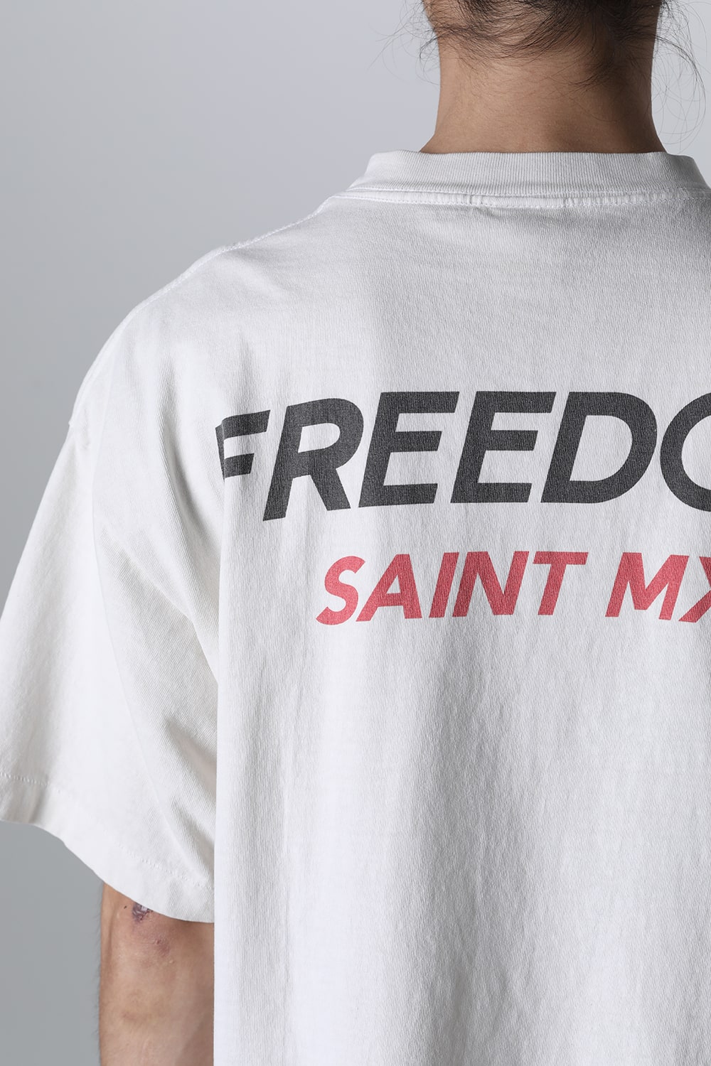 FREEDOM × SAINT Mxxxxxx ASTRO Short sleeve T-shirt