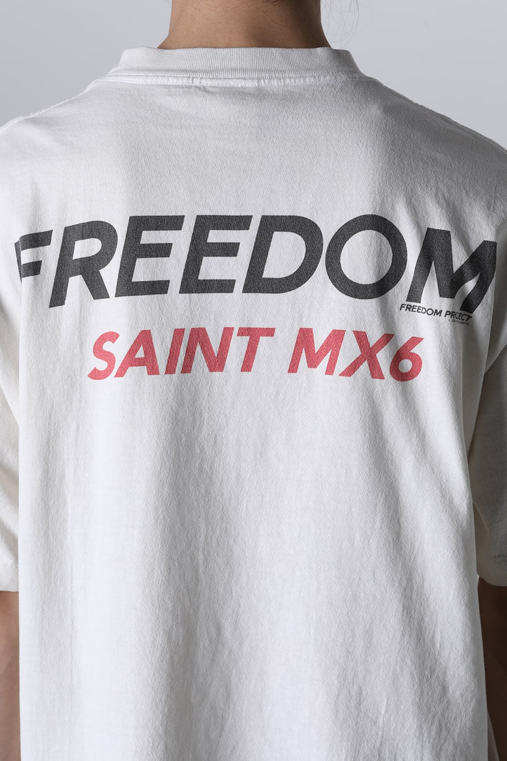 FREEDOM × SAINT Mxxxxxx ASTRO Short sleeve T-shirt