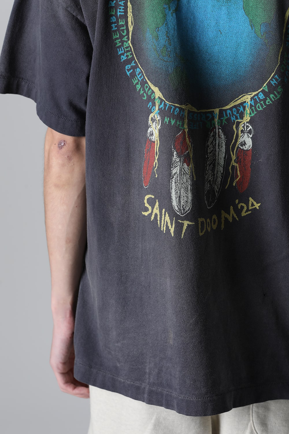 LASTMAN × SAINT Mxxxxxx HOLY GHOST Short sleeve T-shirt