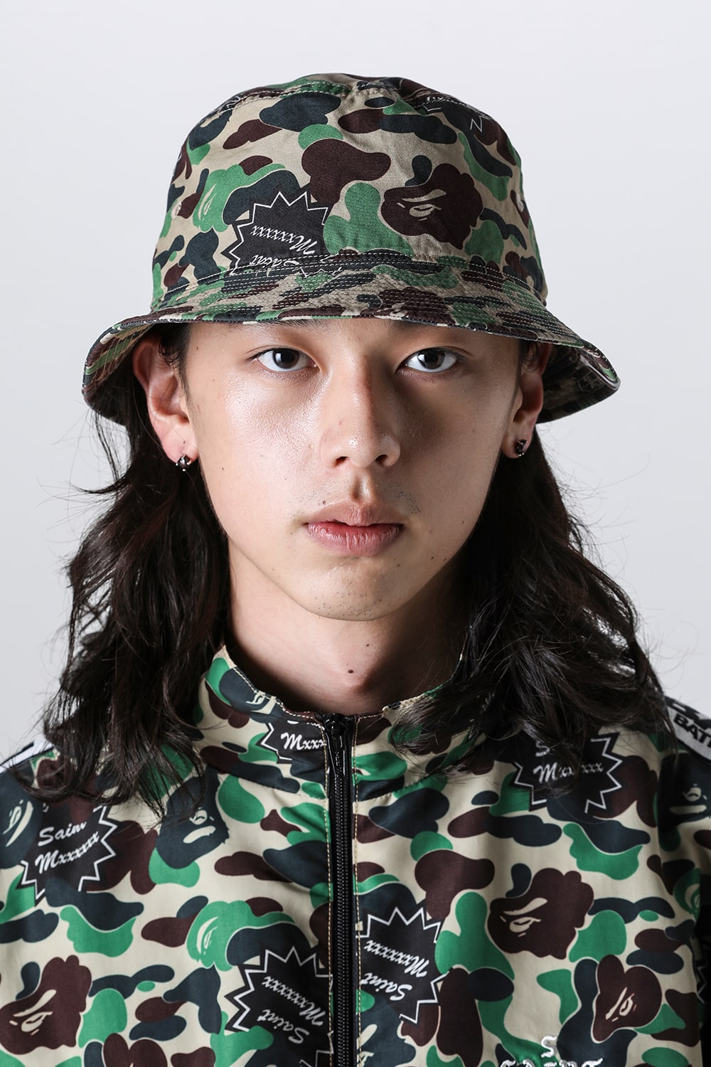 A BATHING APE® × SAINT Mxxxxxx Bucket Hat