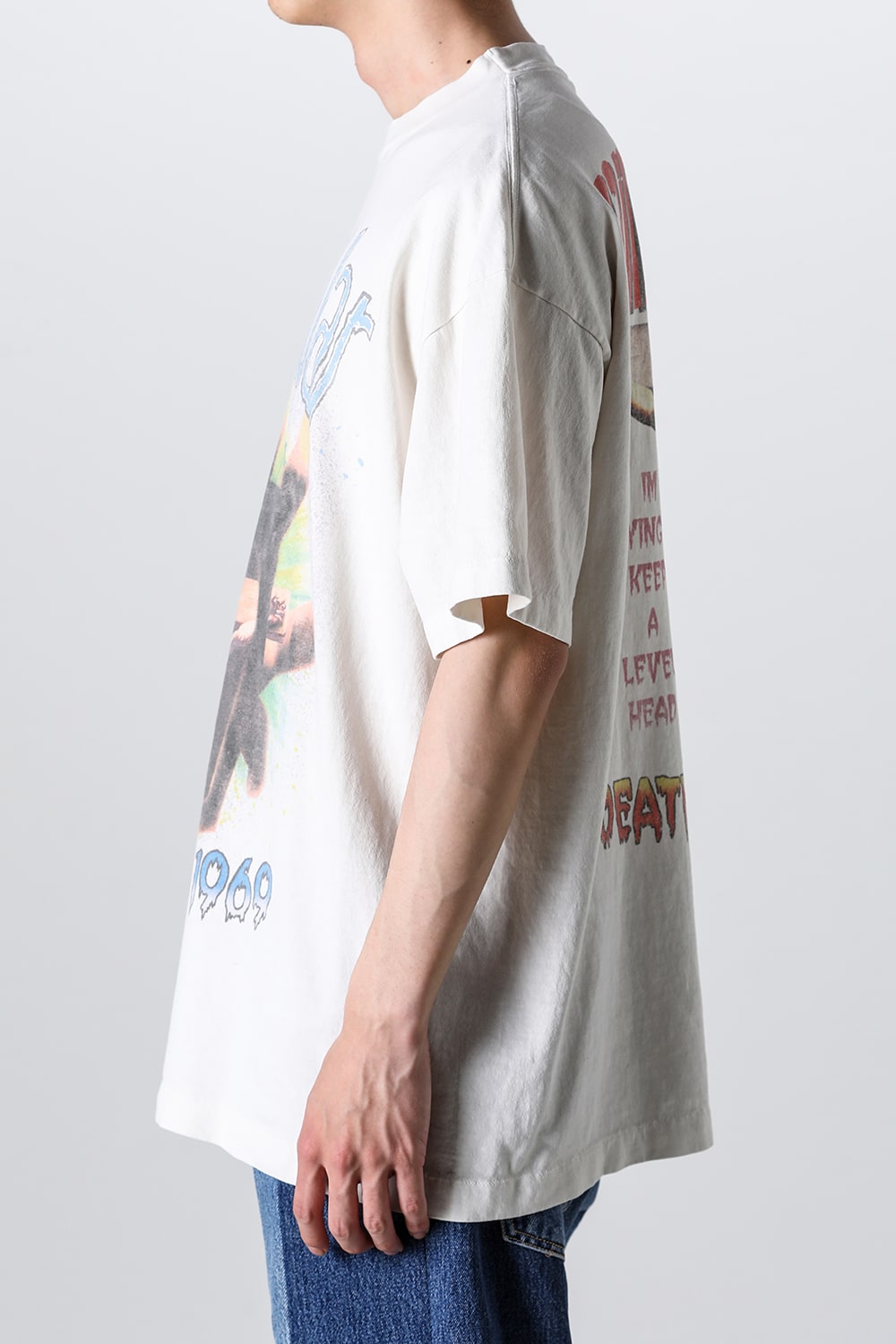 SAINT WAR Short sleeve T-shirt