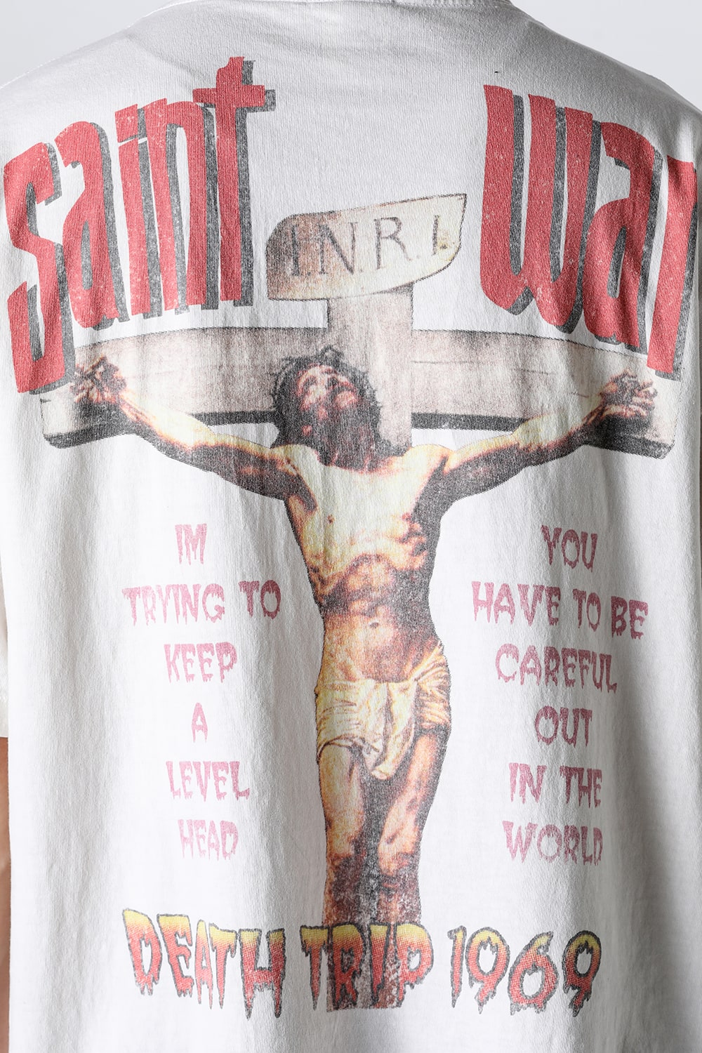 SAINT WAR Short sleeve T-shirt