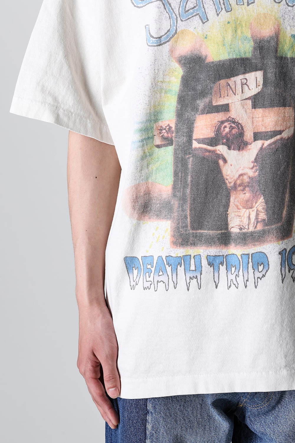 SAINT WAR Short sleeve T-shirt