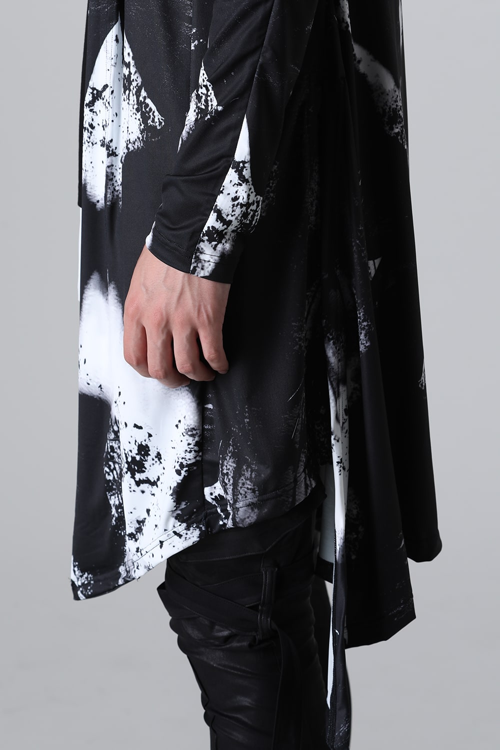 Shadow Butterfly BEATEN Dolman Cardigan