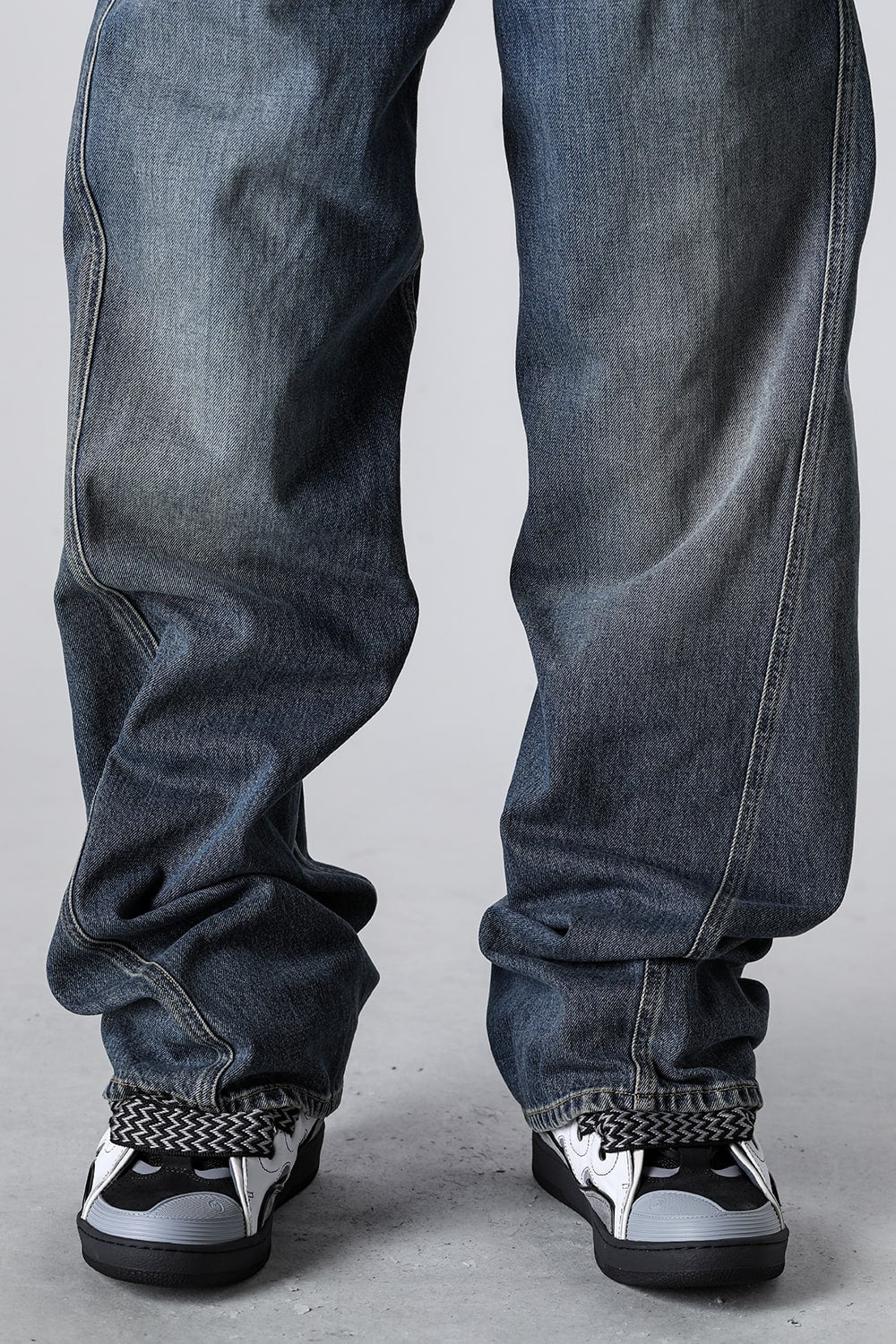 Baggy Twisted Denim Pants