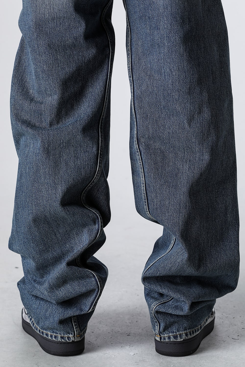 Baggy Twisted Denim Pants