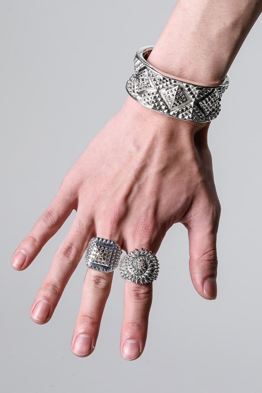 Element of instinct 5 Bangle