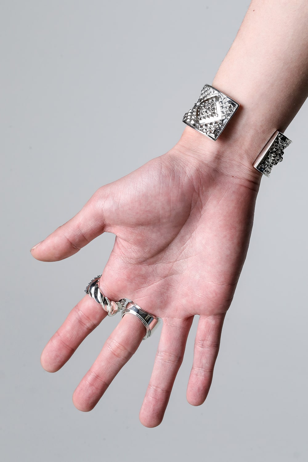 Element of instinct 5 Bangle