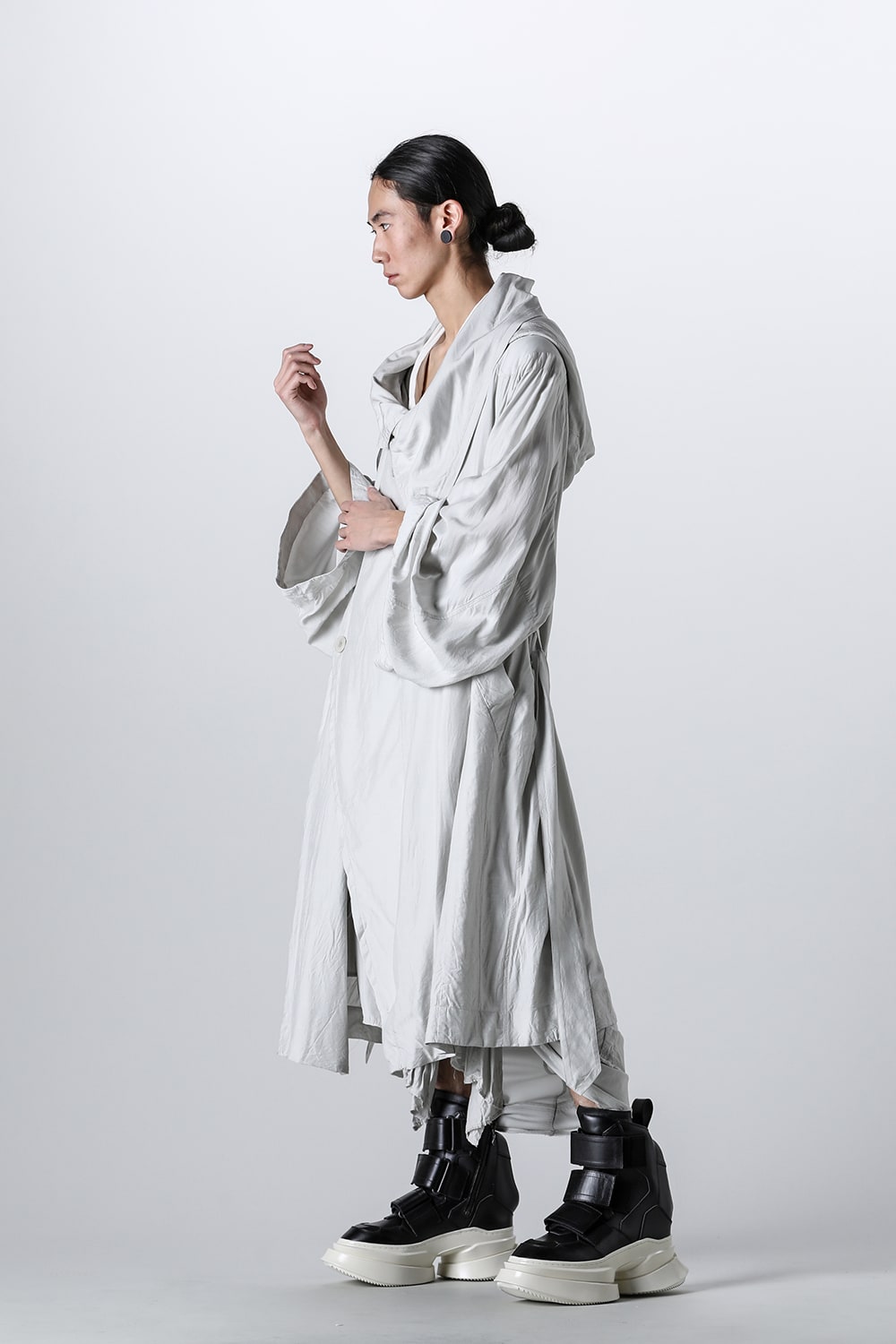 Silk / Bambooo Cloth Hooded Robe