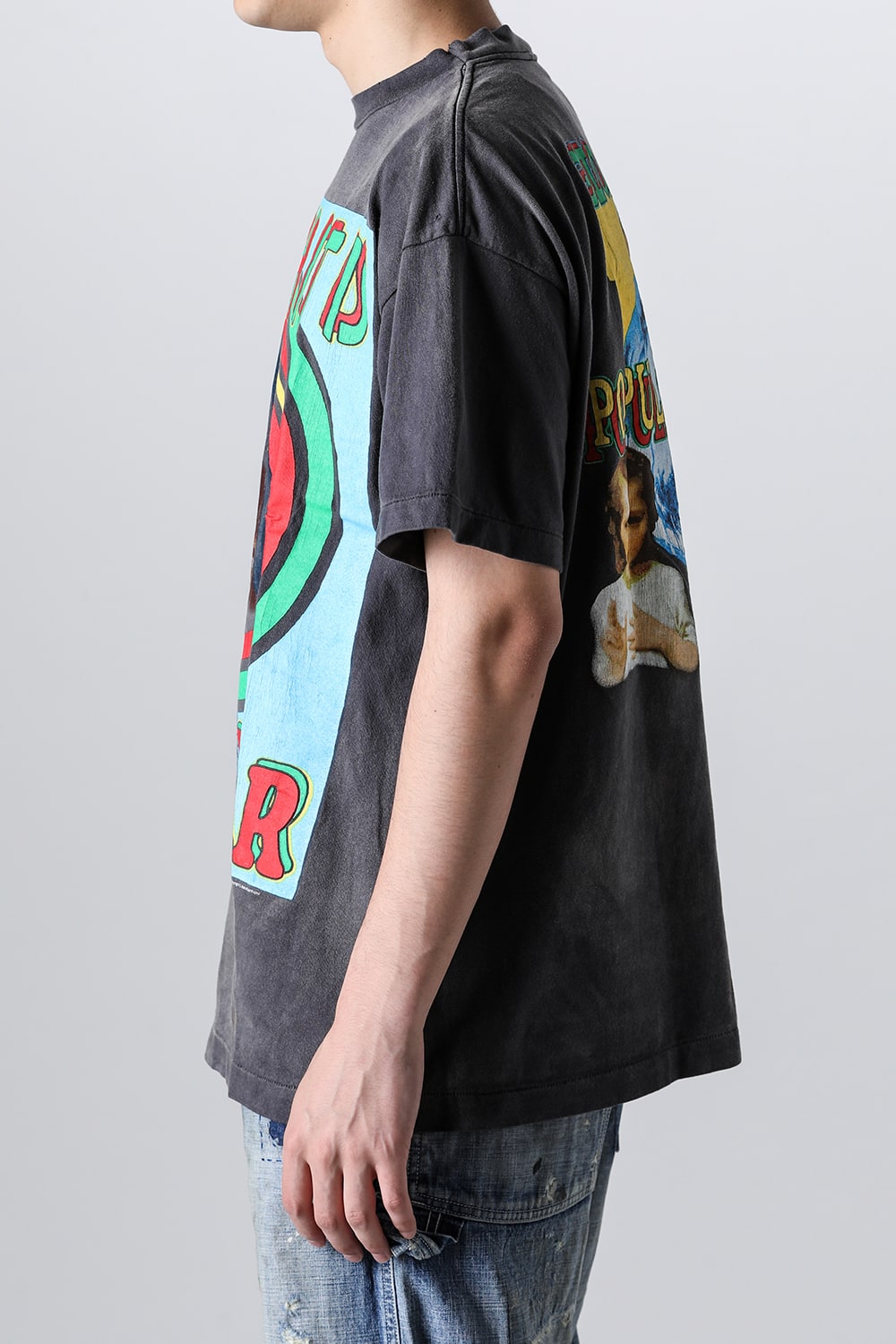 ON EARTH Short sleeve T-shirt