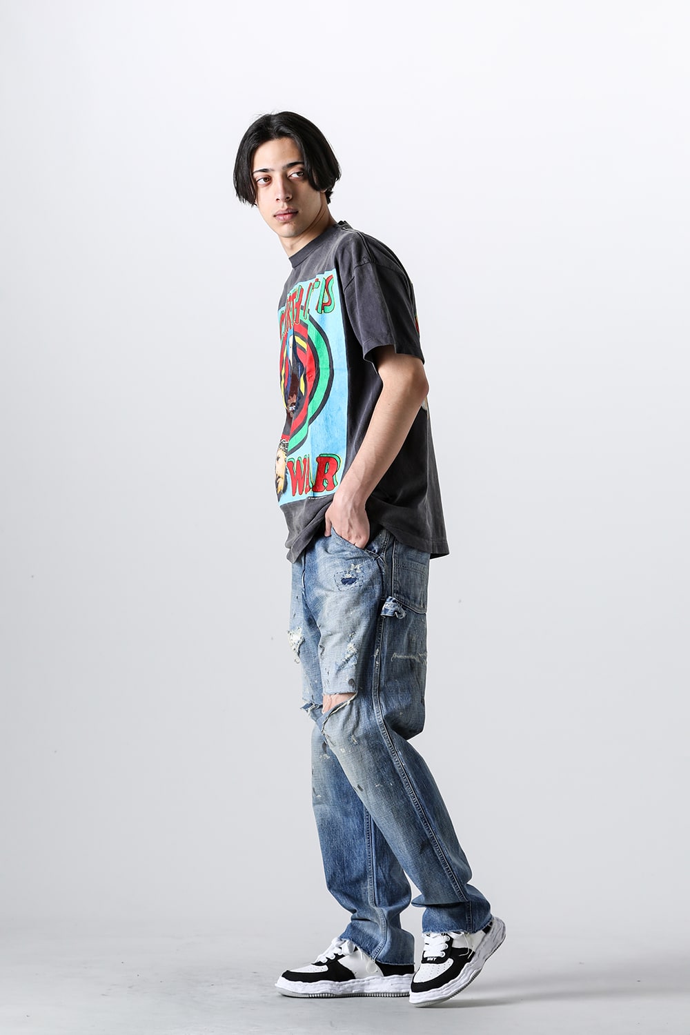 ON EARTH Short sleeve T-shirt