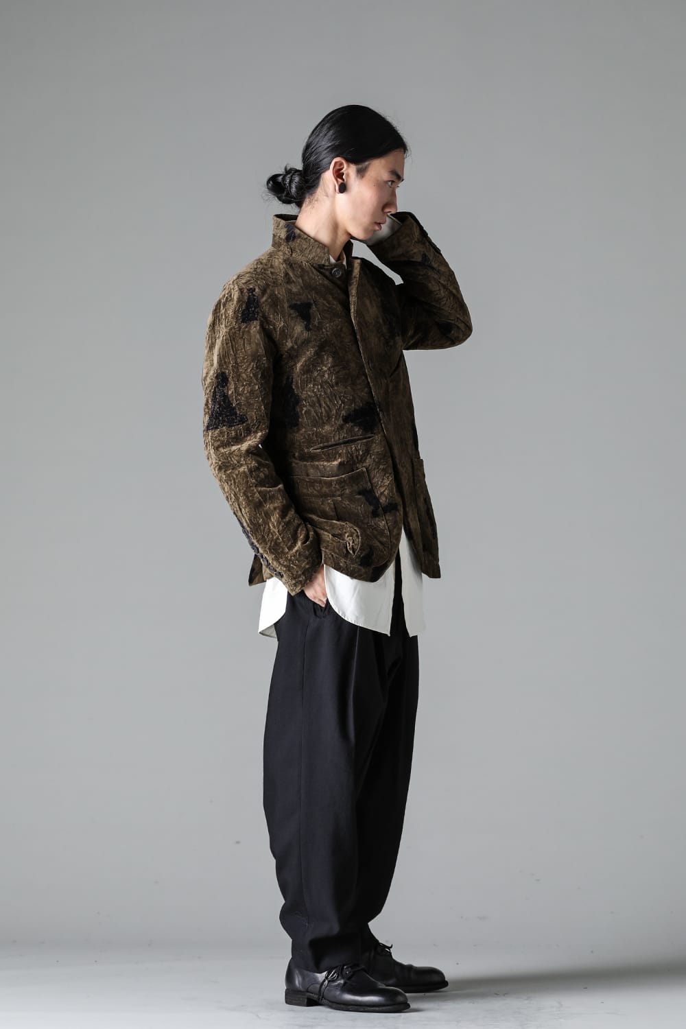 プリーテッド テーパード トラウザーズ