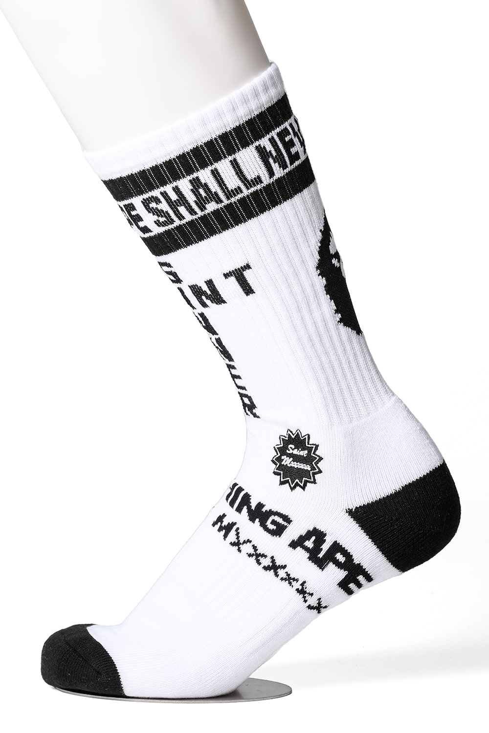 A BATHING APE® × SAINT Mxxxxxx Socks White