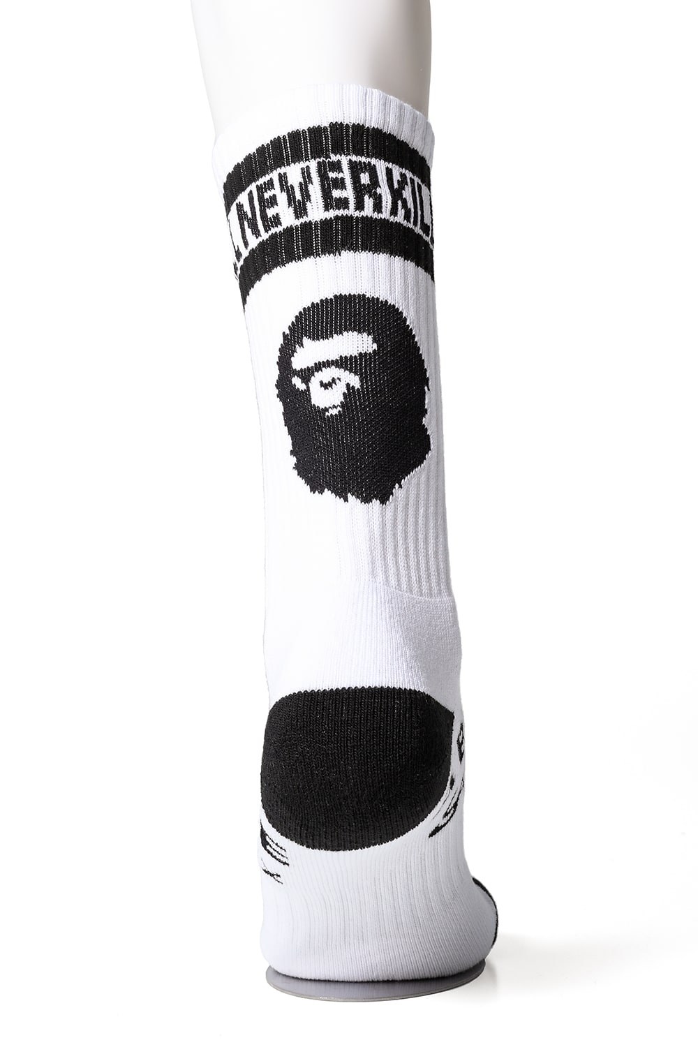 A BATHING APE® × SAINT Mxxxxxx Socks White