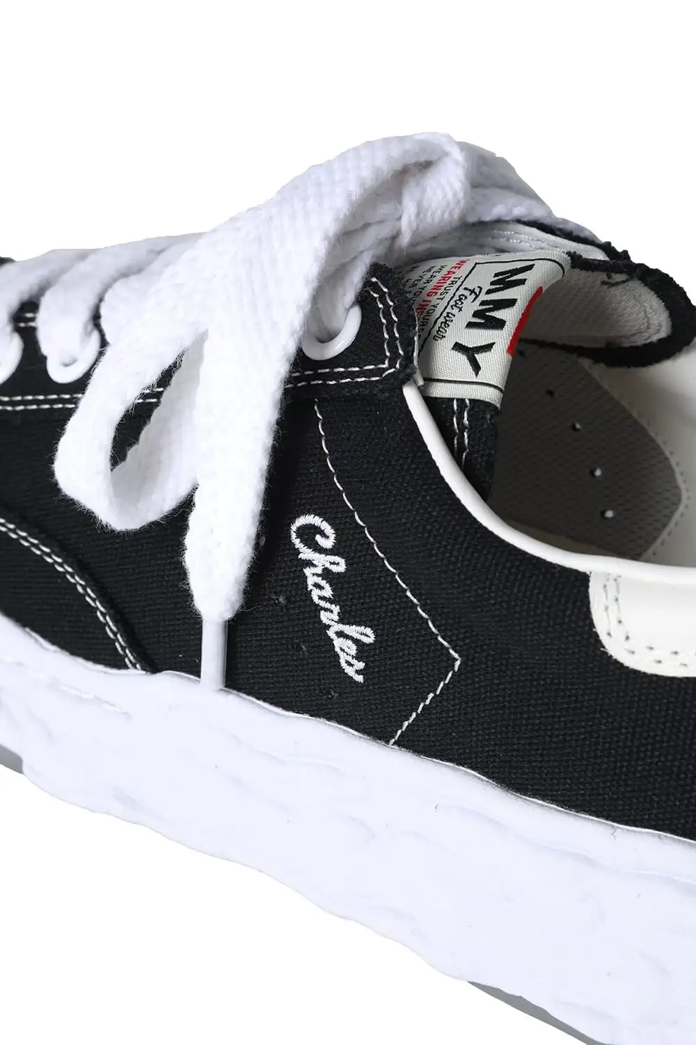 CHARLES Original sole canvas Low-cut sneakers Black