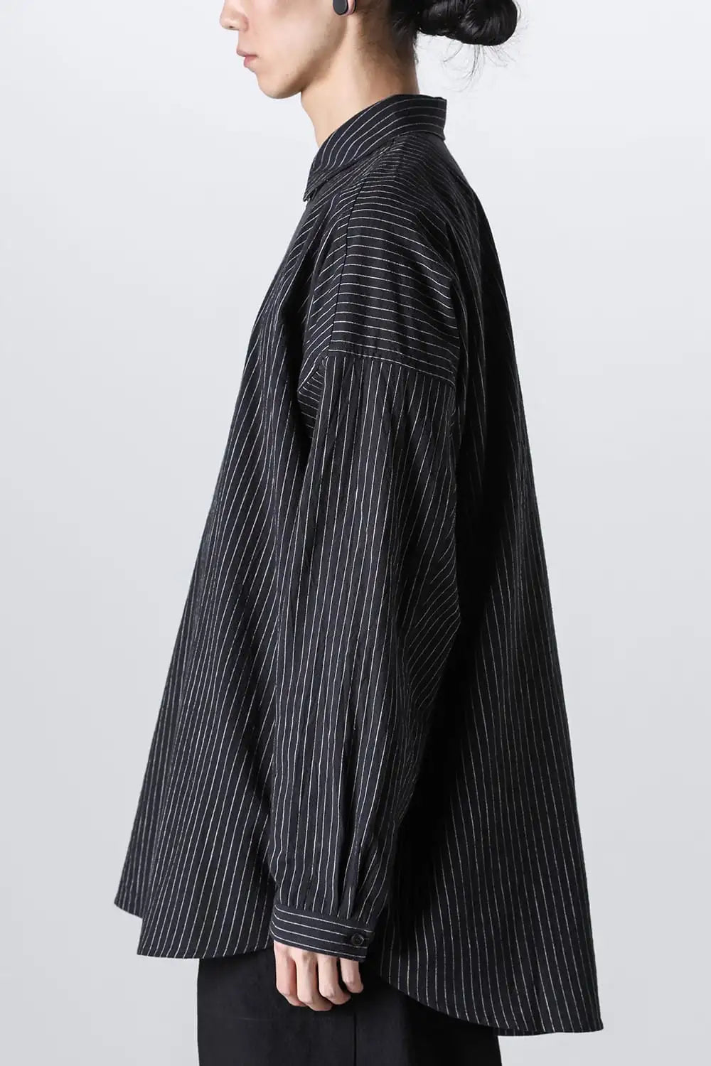 シャツ#100 コットンシーチング ブラックストライプ