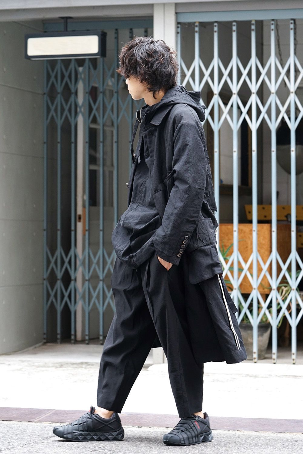 Pull Over Hooded Shirt