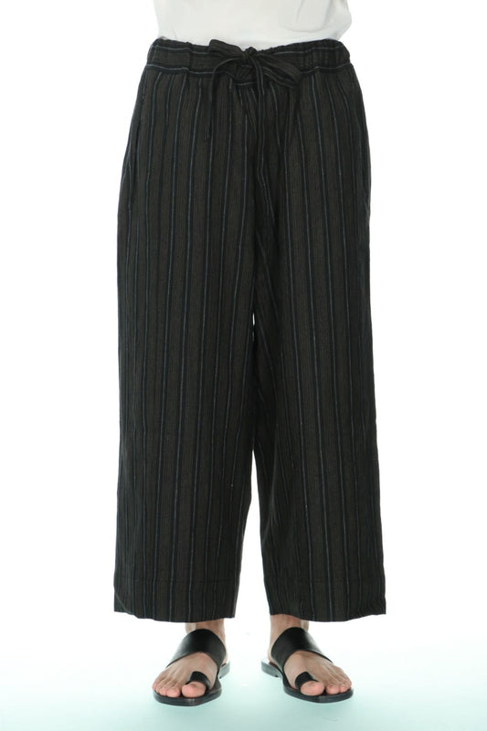 ドローストリング バギー クロップドパンツ