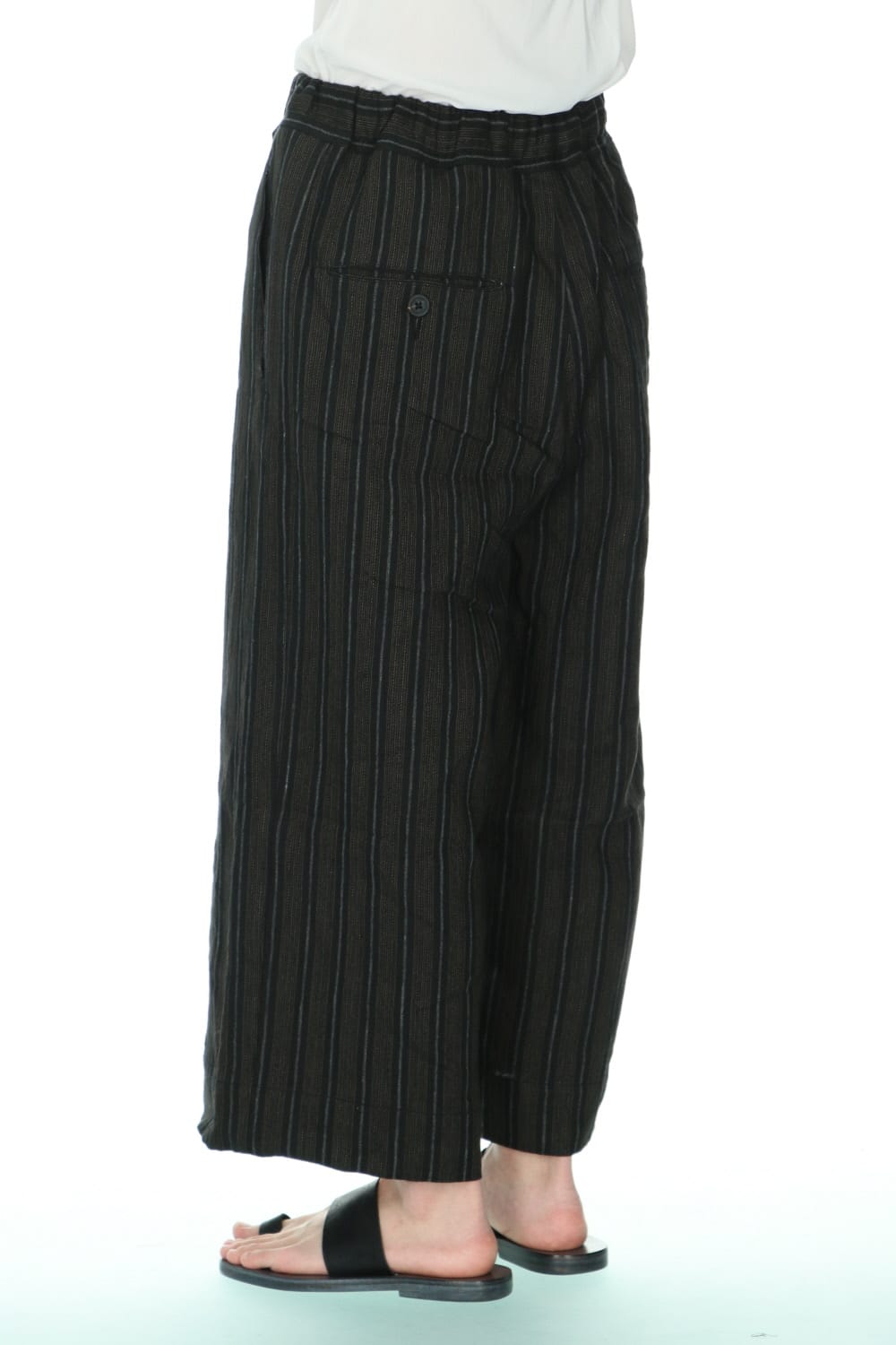 ドローストリング バギー クロップドパンツ