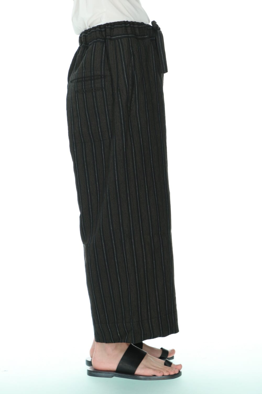 ドローストリング バギー クロップドパンツ