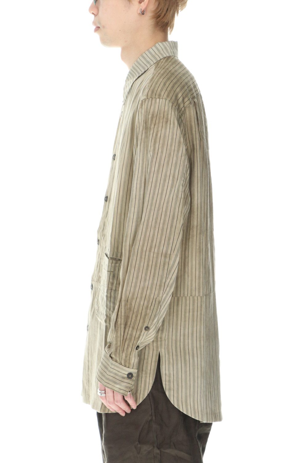 Curved hem Side slit Spread collar shirt Vintage White