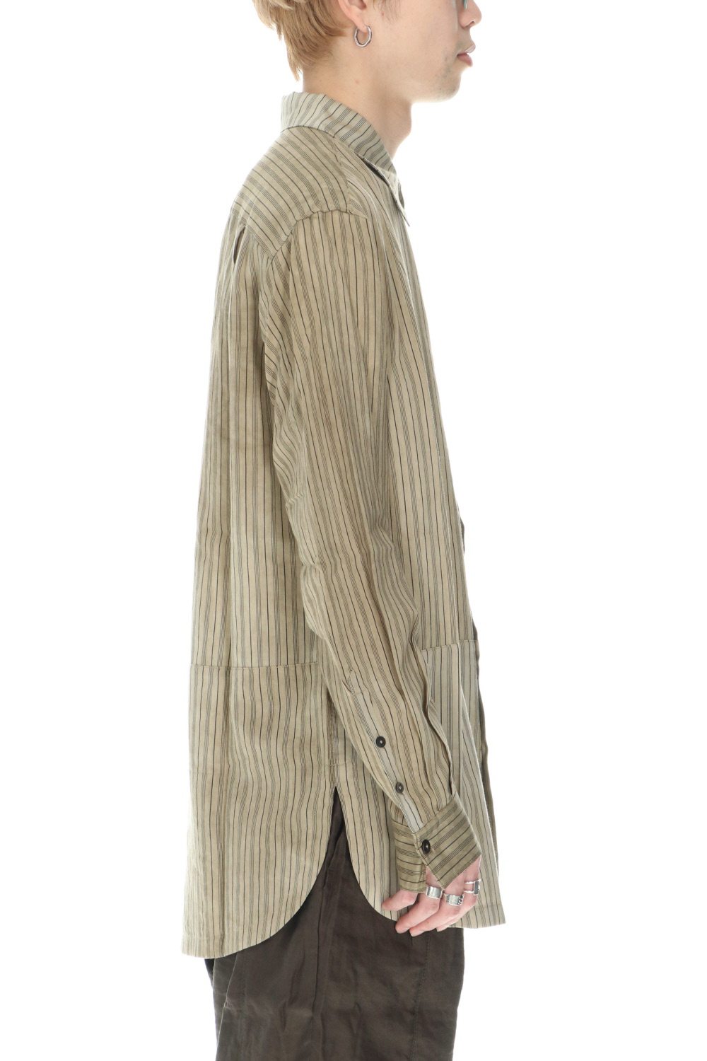 Curved hem Side slit Spread collar shirt Vintage White