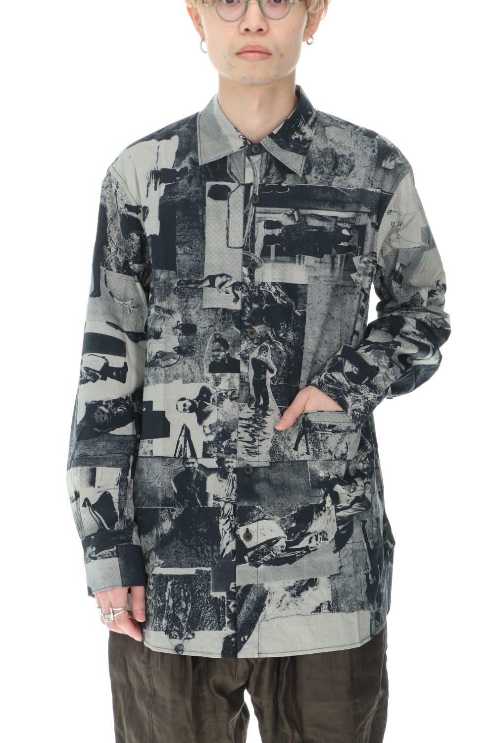 Curved hem Side slit Spread collar shirt Black × White