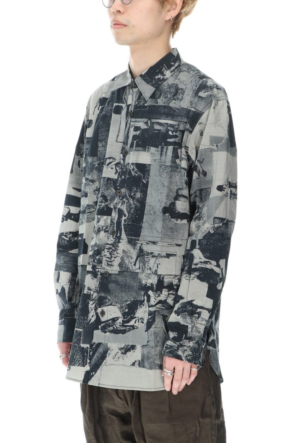 Curved hem Side slit Spread collar shirt Black × White