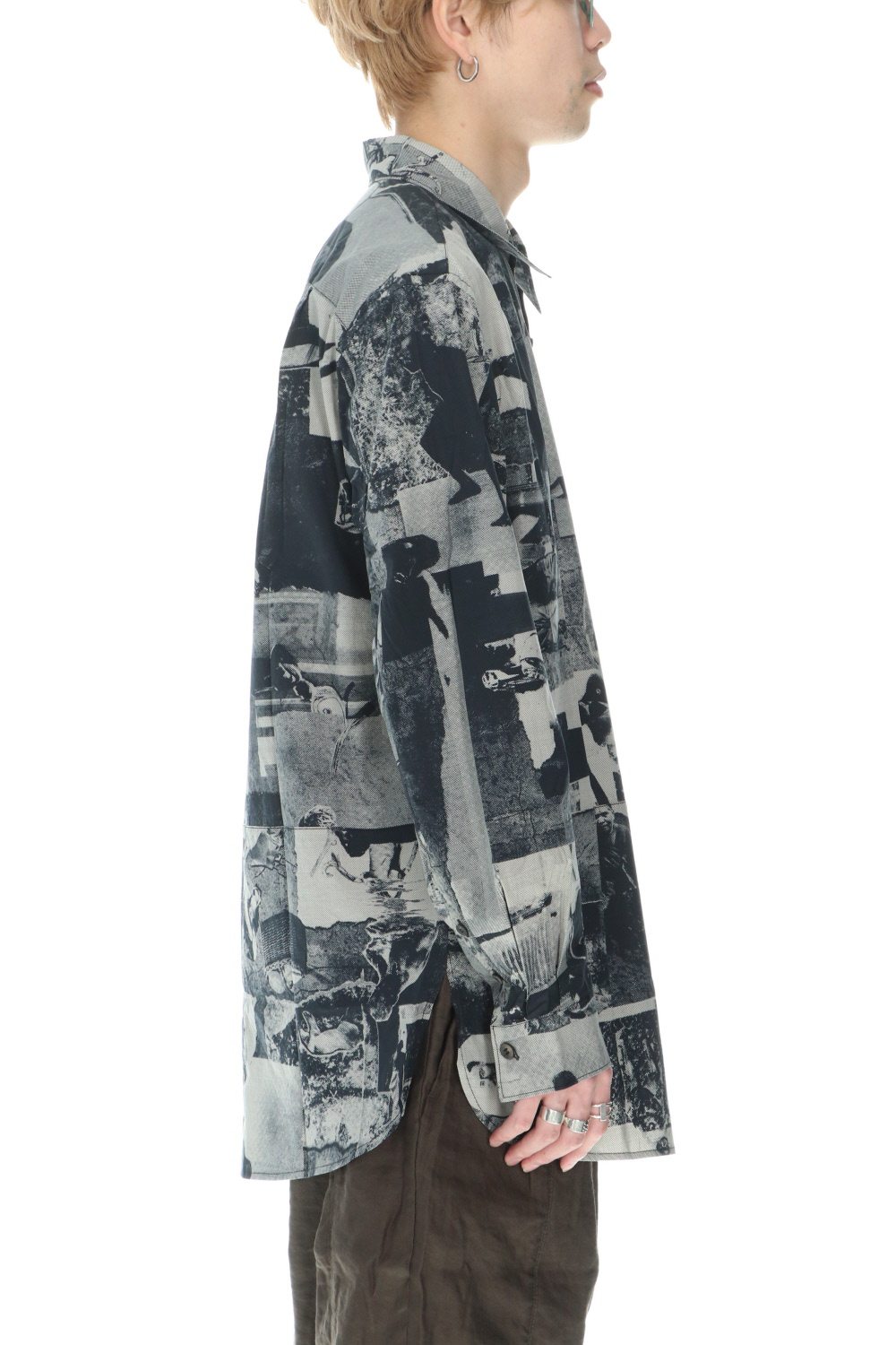 Curved hem Side slit Spread collar shirt Black × White