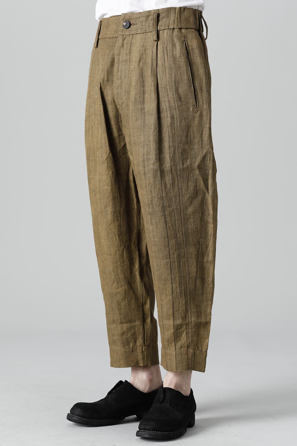 Cropped Tapered Cut Trousers