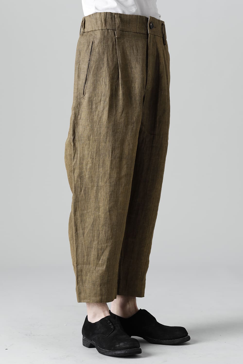 Cropped Tapered Cut Trousers