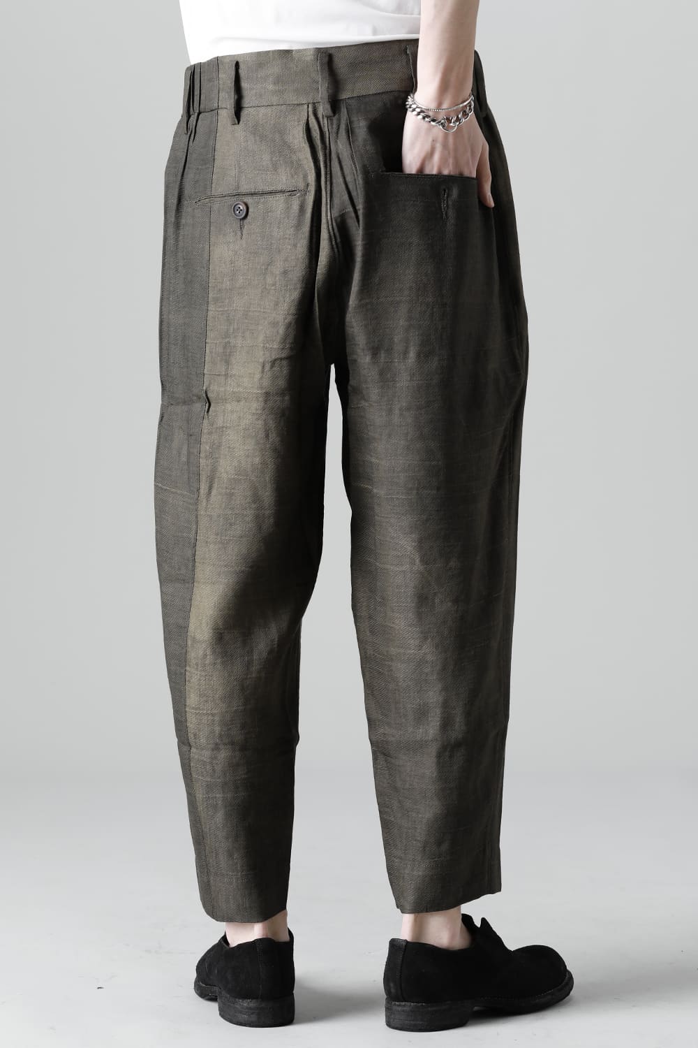 Front Pleated Tapered Trousers