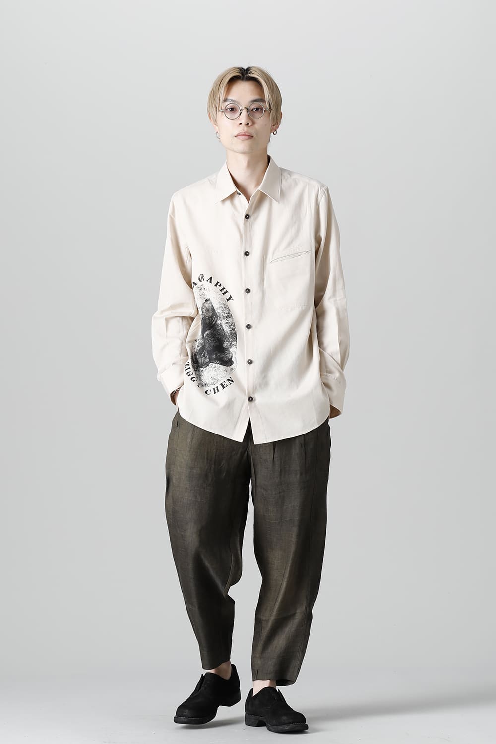 Front Pleated Tapered Trousers