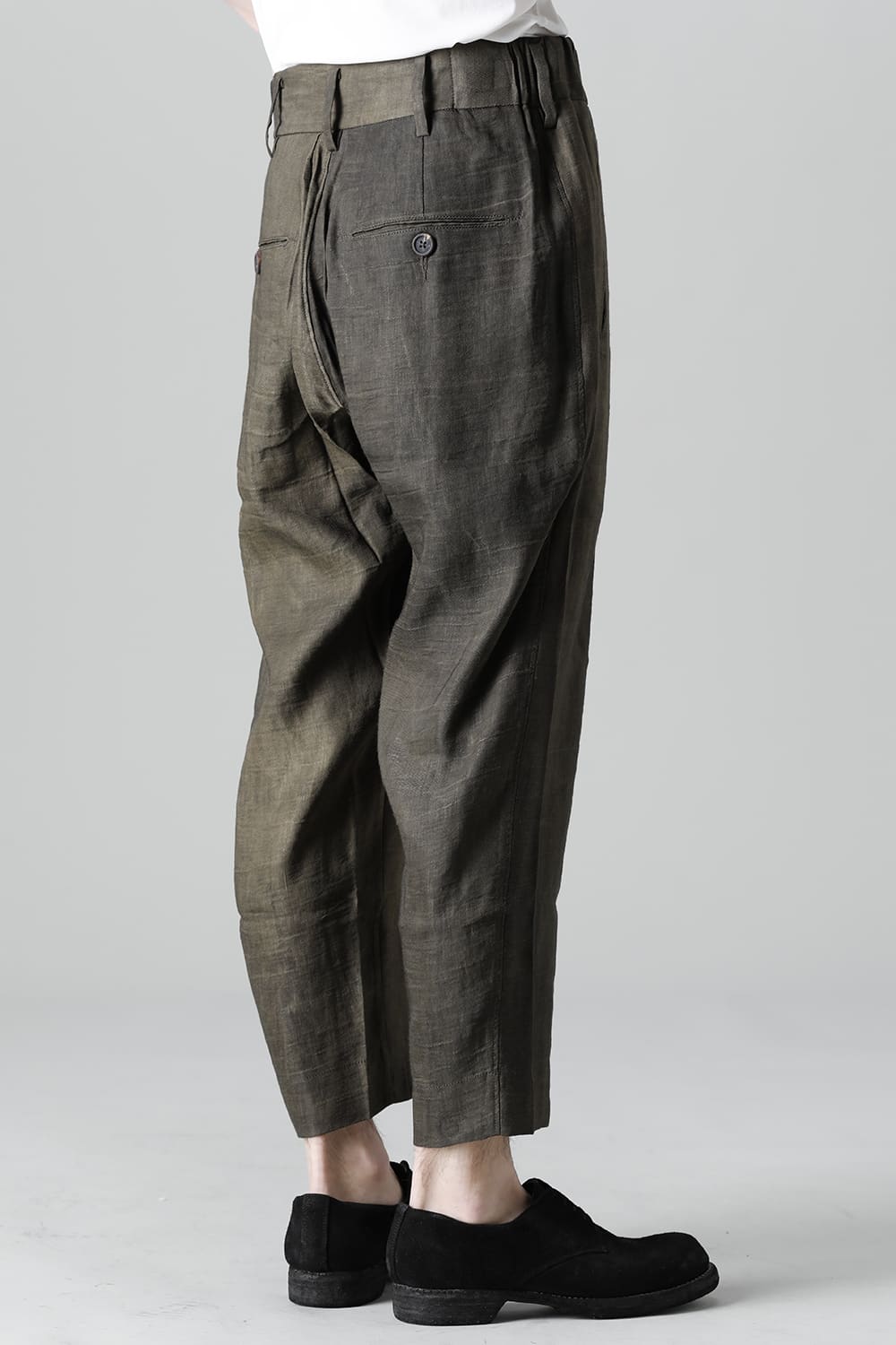 Front Pleated Tapered Trousers